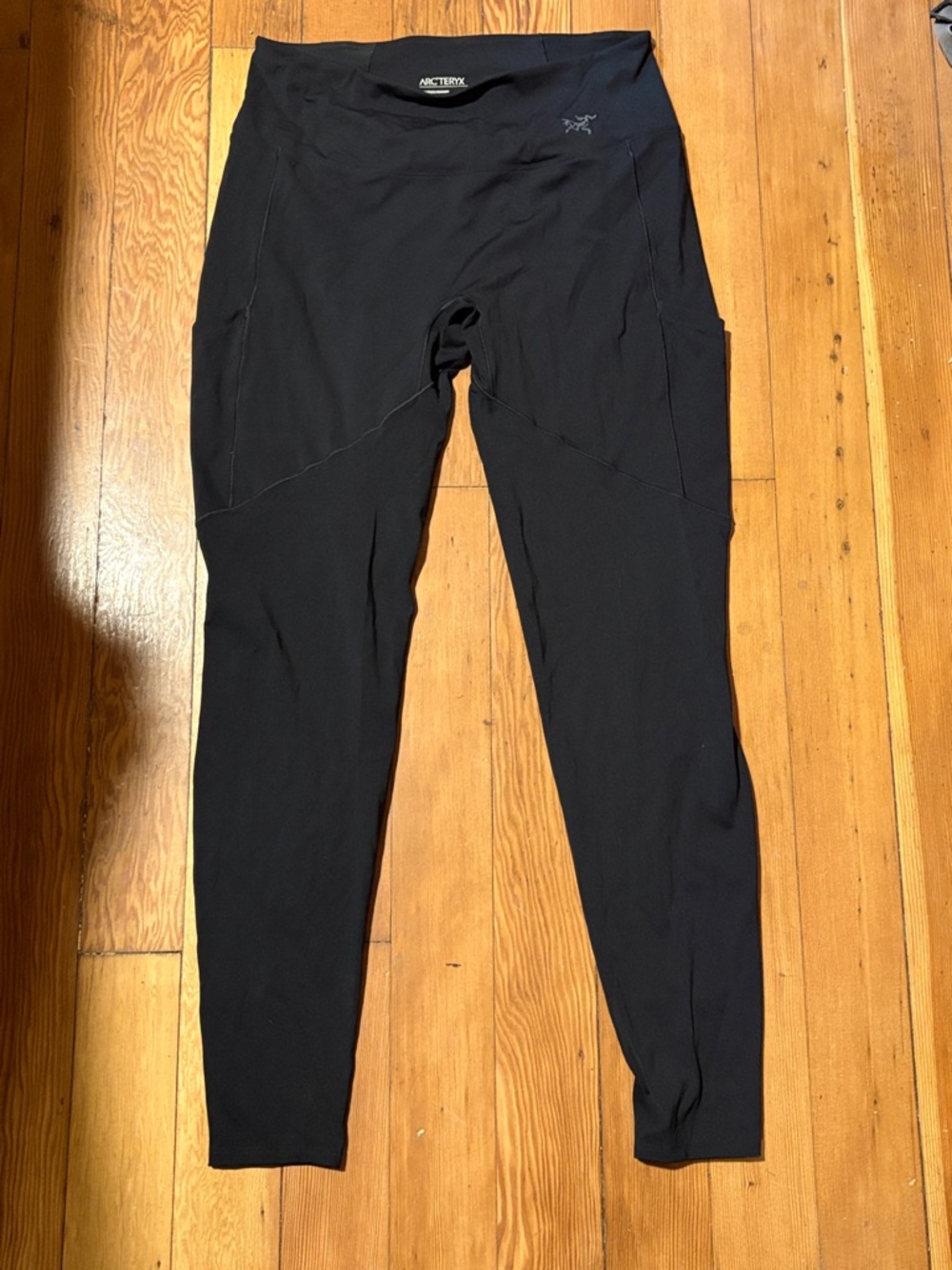 Arc'teryx Black Orion High-Rise Active Leggings with Side Pockets